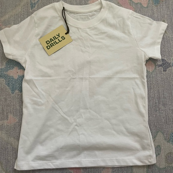 Daily Drills Everyday Tee NWT!!! - Picture 1 of 3